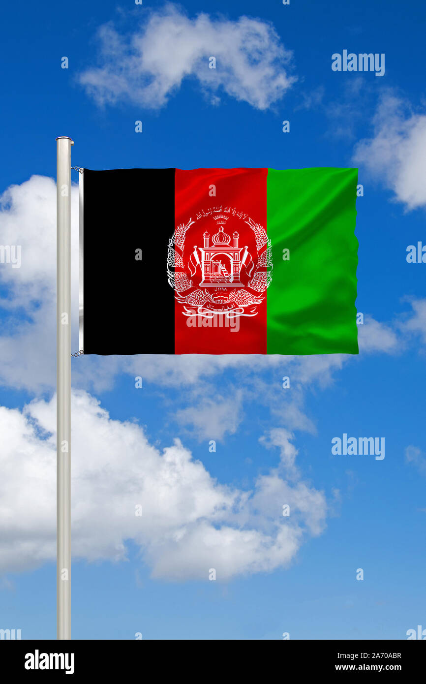 Afghanistan, Binnenstaat, Südostasien, Flagge, Nationalflagge, Fahne, Nationalfahne, Cumulus Wolken vor blauen Himmel, Stock Photo