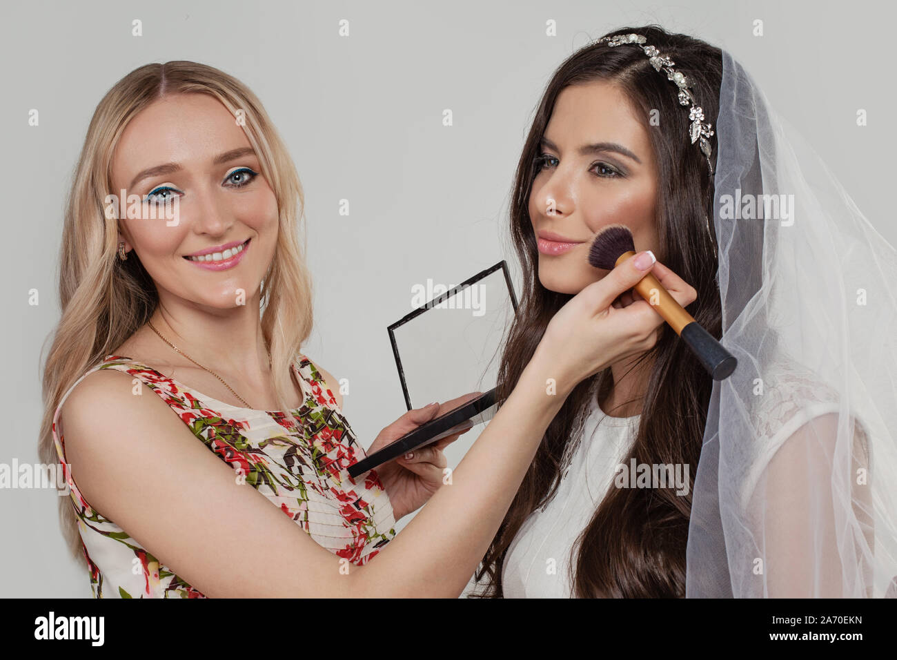 Makeup artist color palette hi-res stock photography and images - Alamy