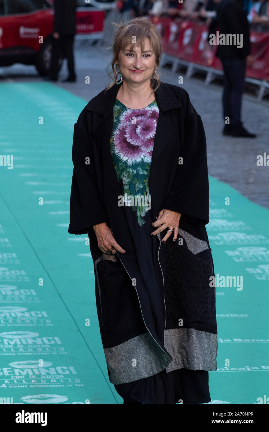 La productora y guionista Ana Amigo, a su llegada a la gala de clausura de la 64 Seminci, celebrada en el teatro Calderón, de Valladolid. Stock Photo