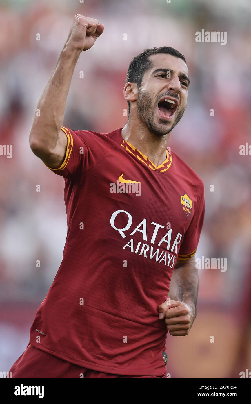 Henrikh mkhitaryan hi-res stock photography and images - Alamy