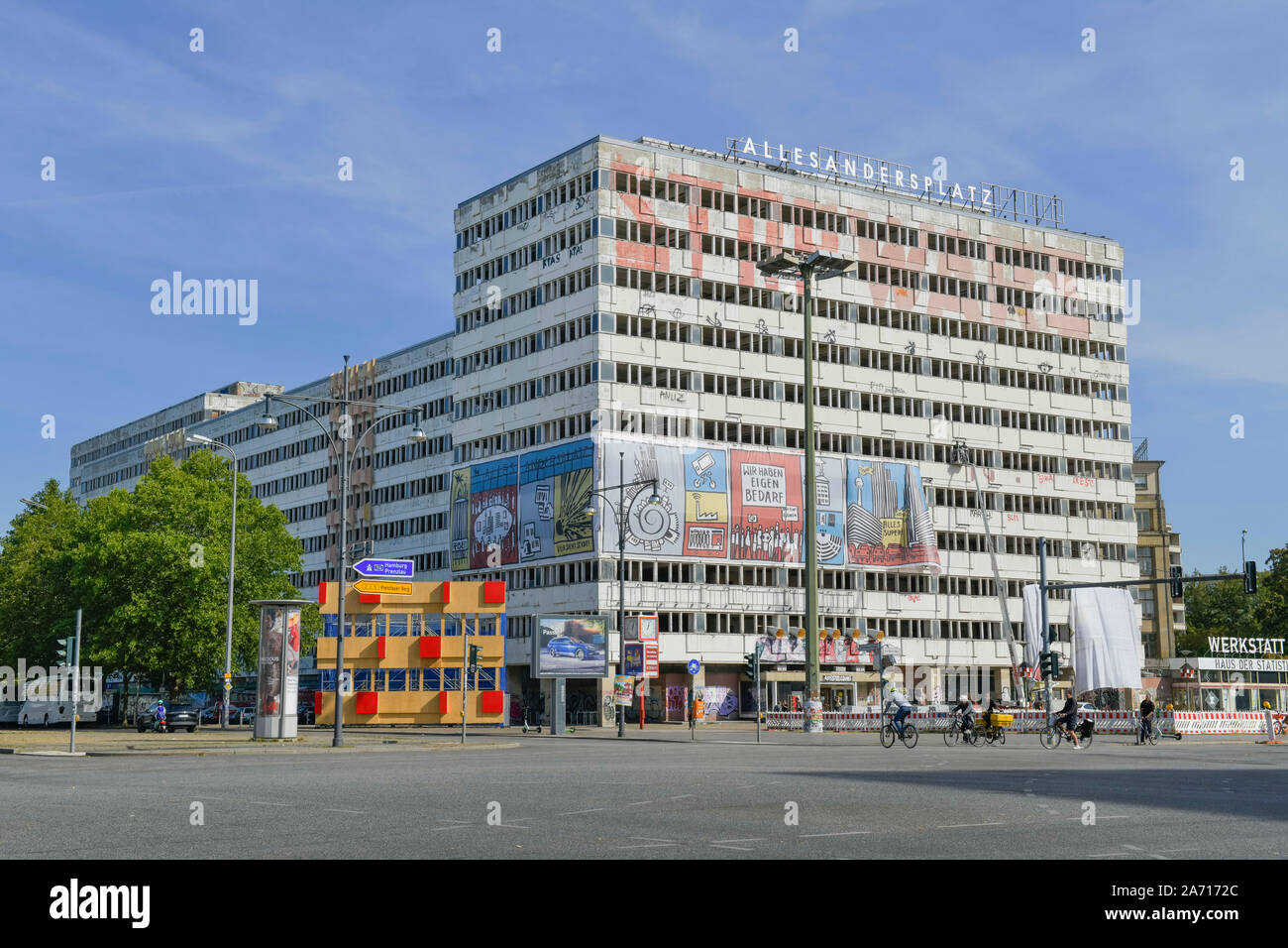 Karl Marx Haus Stock Photos Karl Marx Haus Stock Images Alamy