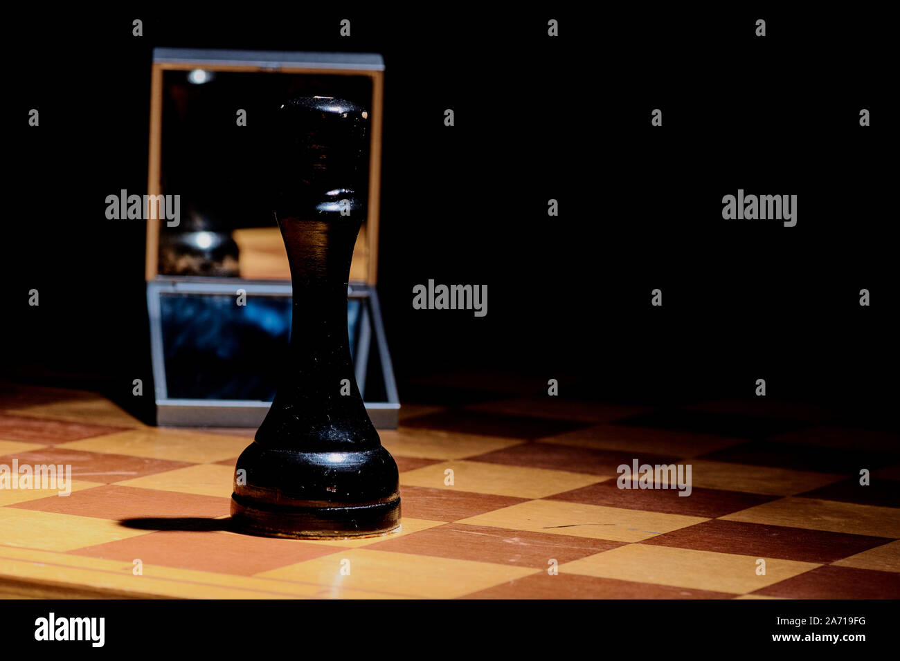 Black and White King and Knight of chess setup on dark background . Leader  and teamwork concept for success. Chess concept save the king and save the  Stock Photo - Alamy