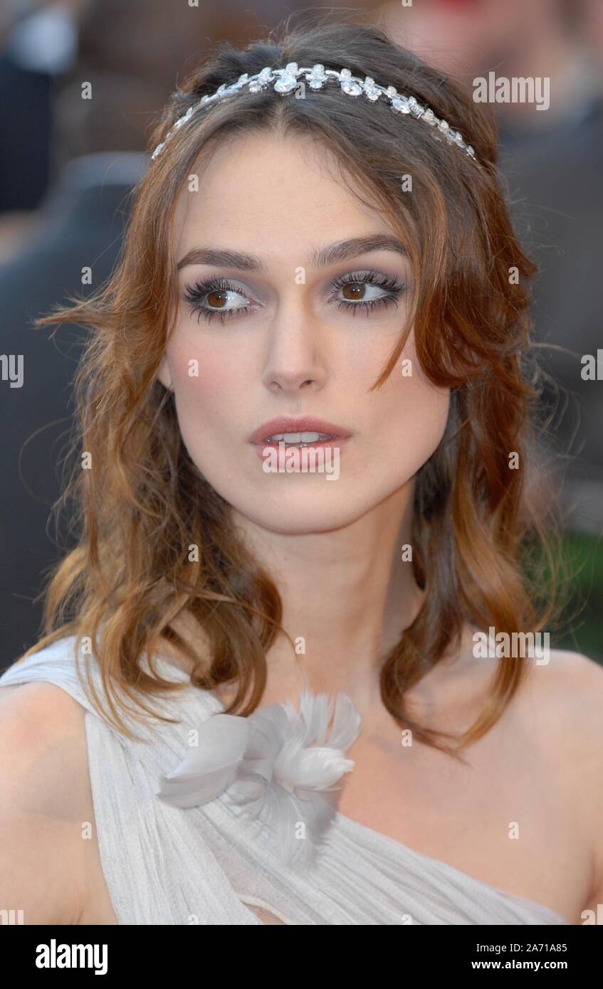 Keira Knightley. 'Atonement' UK Premiere, Odeon Leicester Square, London. UK Stock Photo