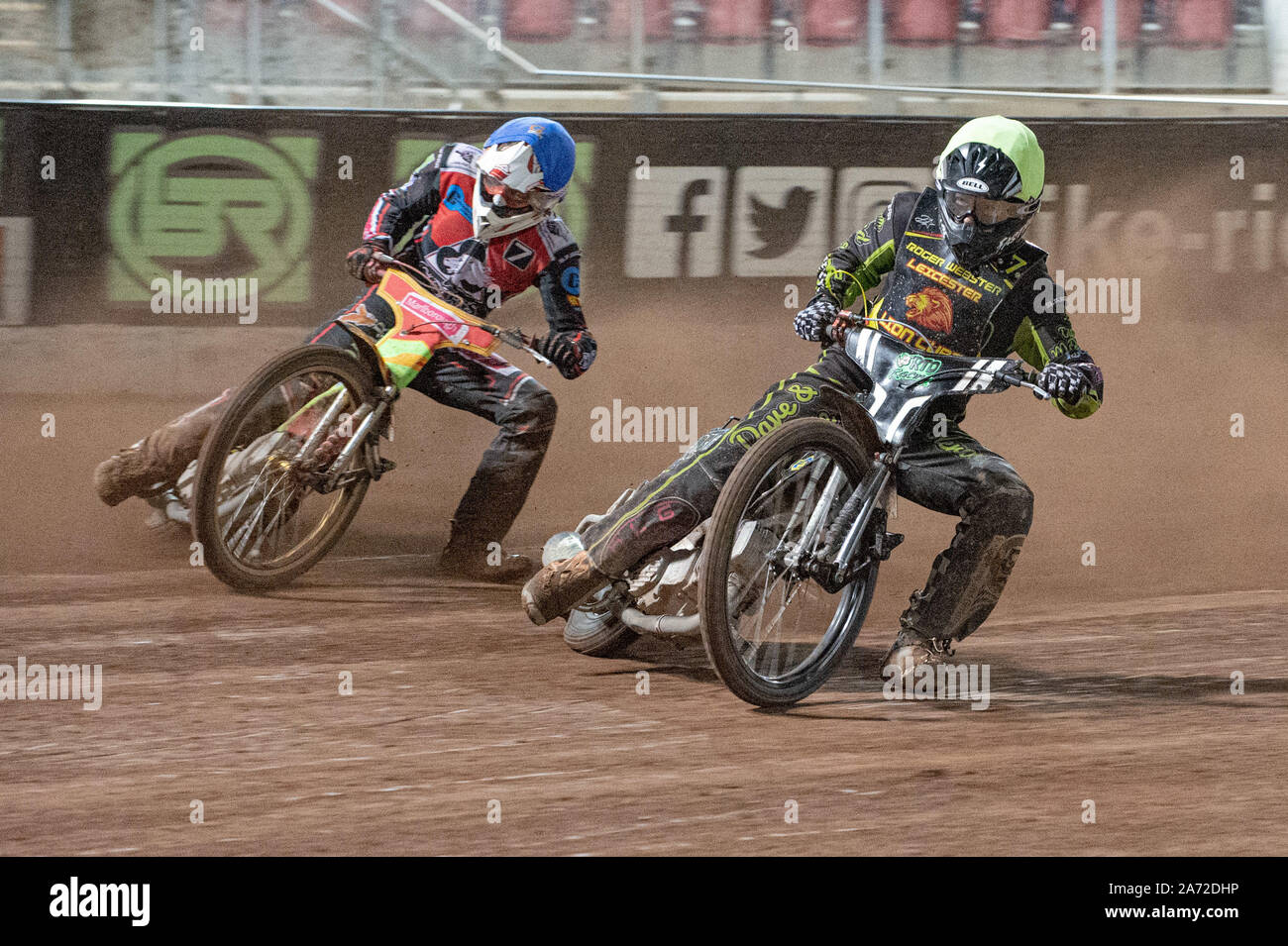 Manchester, UK. 29th Oct, 2019. MANCHESTER, ENGLAND OCTOBER 29TH Ryan Terry-Daley (Yellow) inside Ben Woodhull (Blue) during the Belle Vue Colts v Leicester Lion Cubs, SGB National League KO Cup Final (2nd Leg) at Belle Vue National Speedway Stadium, Manchester, Tuesday 29 October 2019 (Photo: Ian Charles | MI News) © MI News Credit: MI News & Sport /Alamy Live News Stock Photo