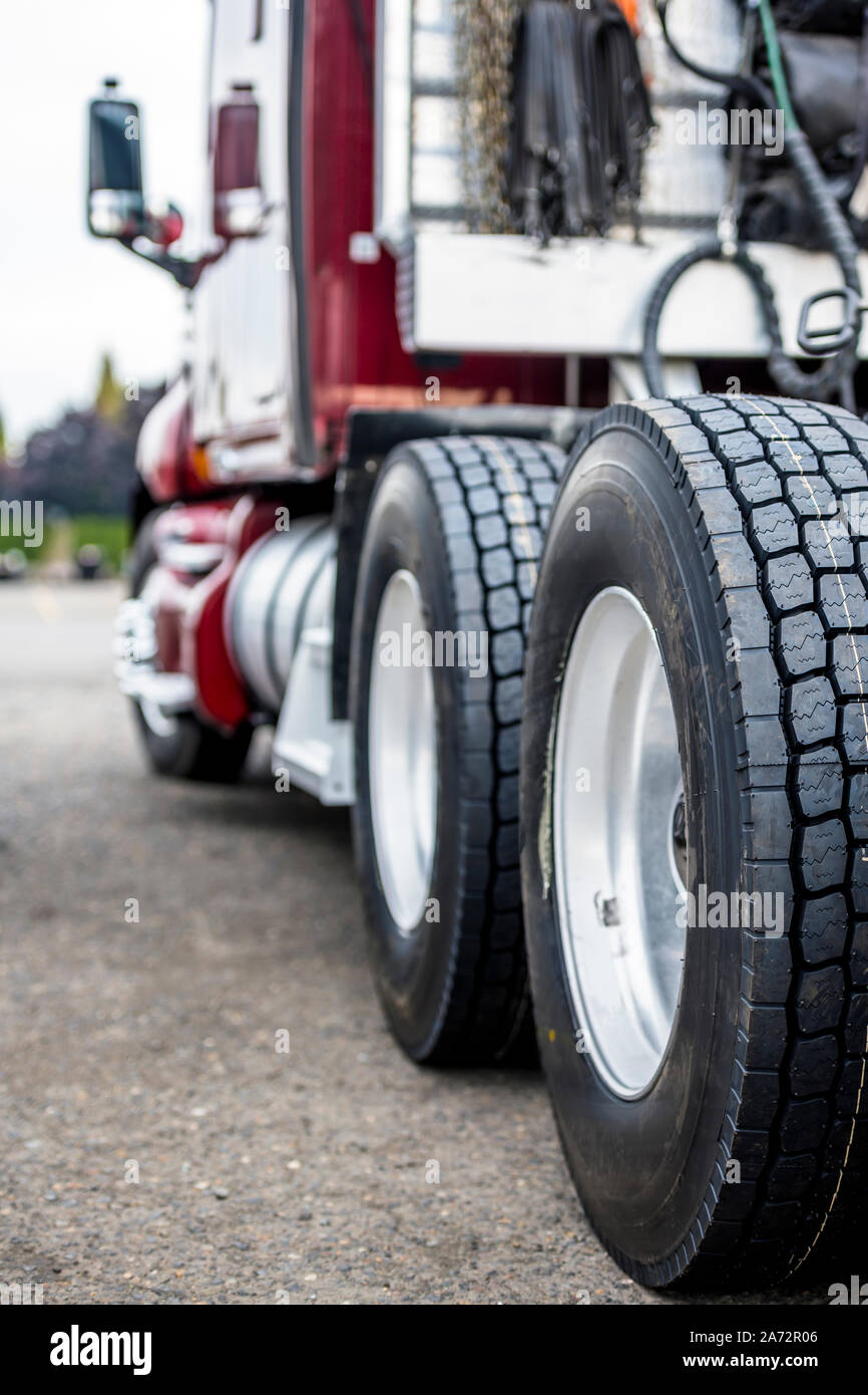 Big rigs commercial cargo hi-res stock photography and images - Alamy