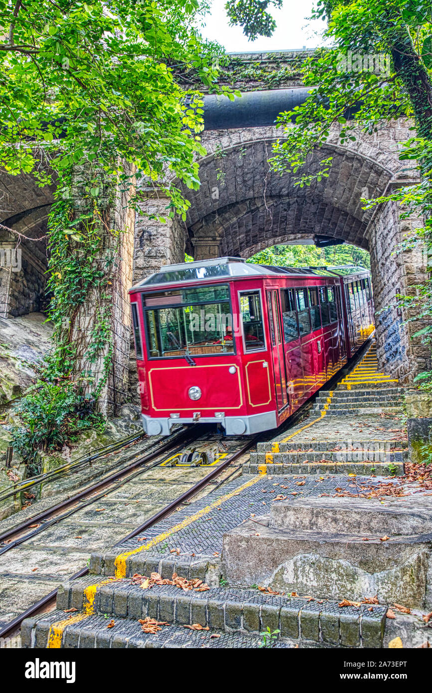 Victoria Peak Tram, Hong Kong Stock Photo - Alamy