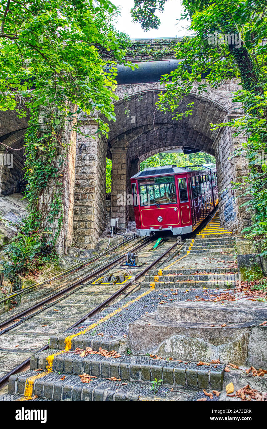 Victoria Peak Tram, Hong Kong Stock Photo - Alamy