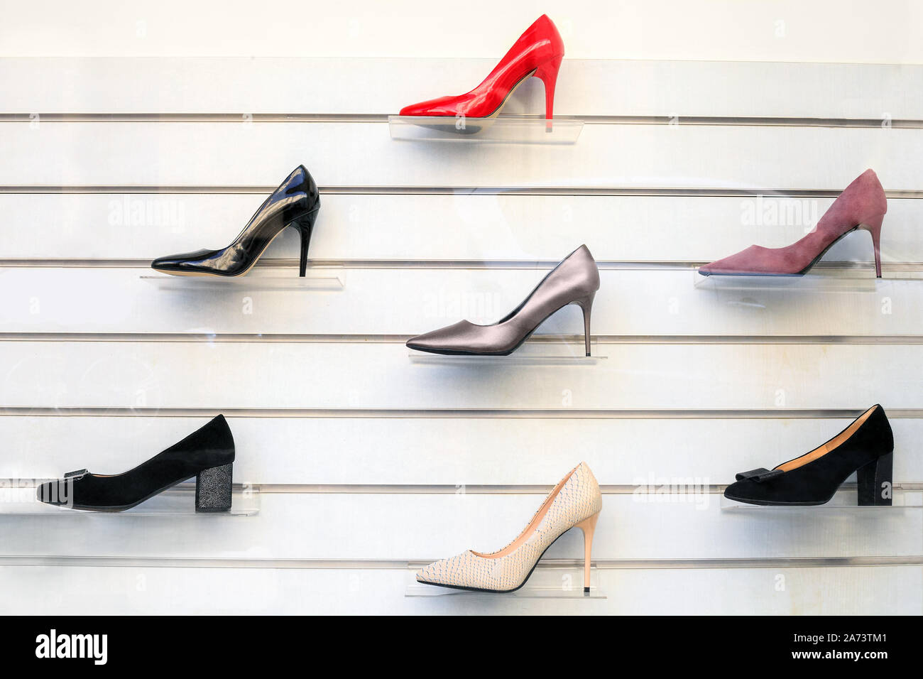 high heel shoe websites