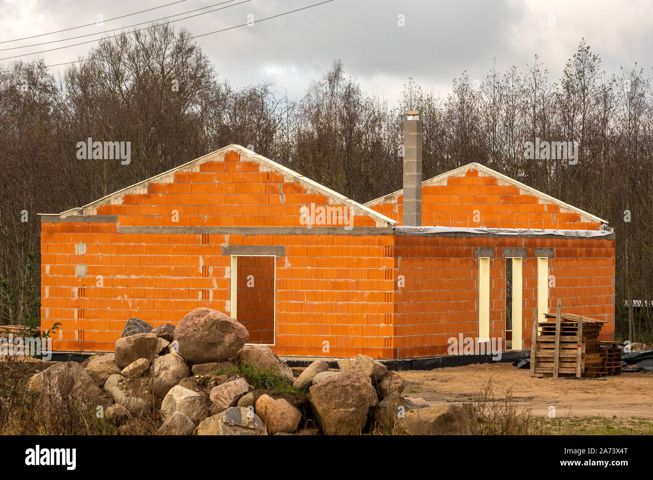 New Home Under Construction On A Building Site Stock Photo Alamy