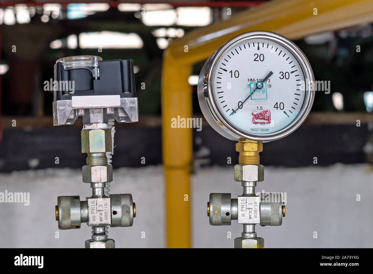 Manometer for measuring gas pressure in a gas pipeline. Gas boiler room