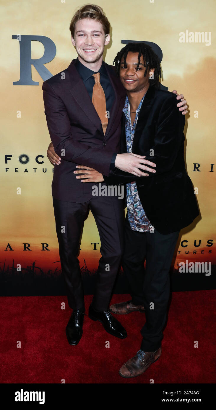 Los Angeles, United States. 29th Oct, 2019. LOS ANGELES, CALIFORNIA, USA - OCTOBER 29: Joe Alwyn and Henry Hunter Hall arrive at the Los Angeles Premiere Of Focus Features' 'Harriet' held at The Orpheum Theatre on October 29, 2019 in Los Angeles, California, United States. (Photo by Xavier Collin/Image Press Agency) Credit: Image Press Agency/Alamy Live News Stock Photo