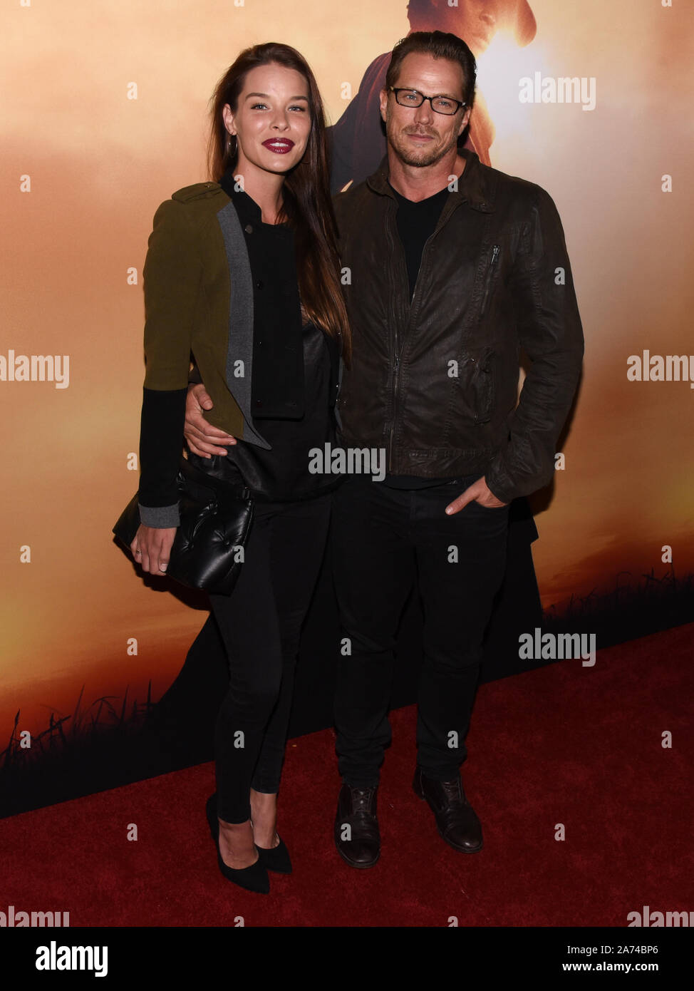 October 29, 2019, Los Angeles, California, USA: Liz Godwin and Jason Lewis attends the Premiere Of Focus Features' ''Harriet' (Credit Image: © Billy Bennight/ZUMA Wire) Stock Photo