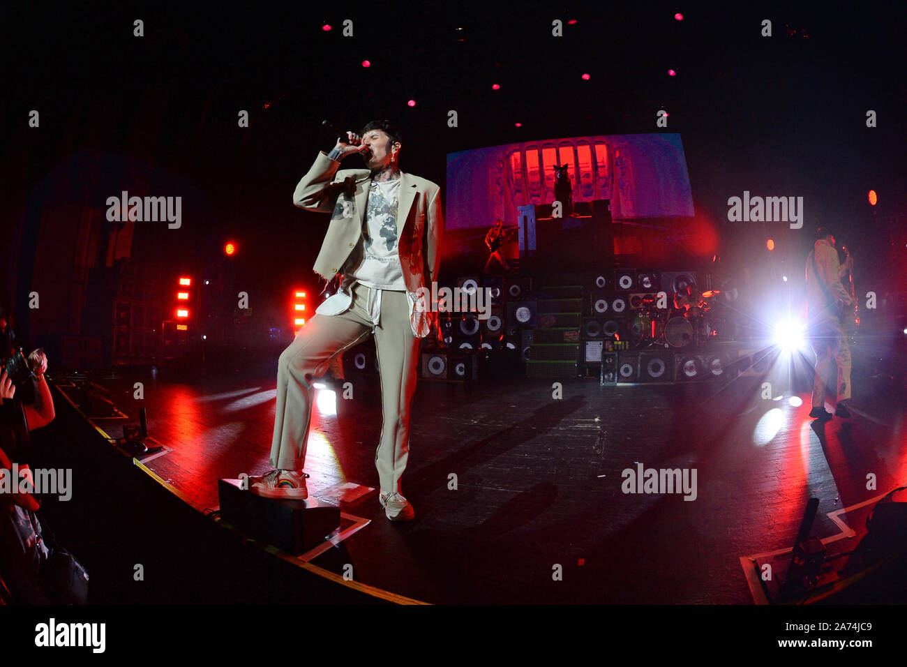 Somerset, Wisconsin, USA. 15th May, 2016. Singer OLIVER SYKES of Bring Me  the Horizon performs live at Somerset Amphitheater during the Northern  Invasion Music Festival in Somerset, Wisconsin © Daniel DeSlover/ZUMA  Wire/Alamy