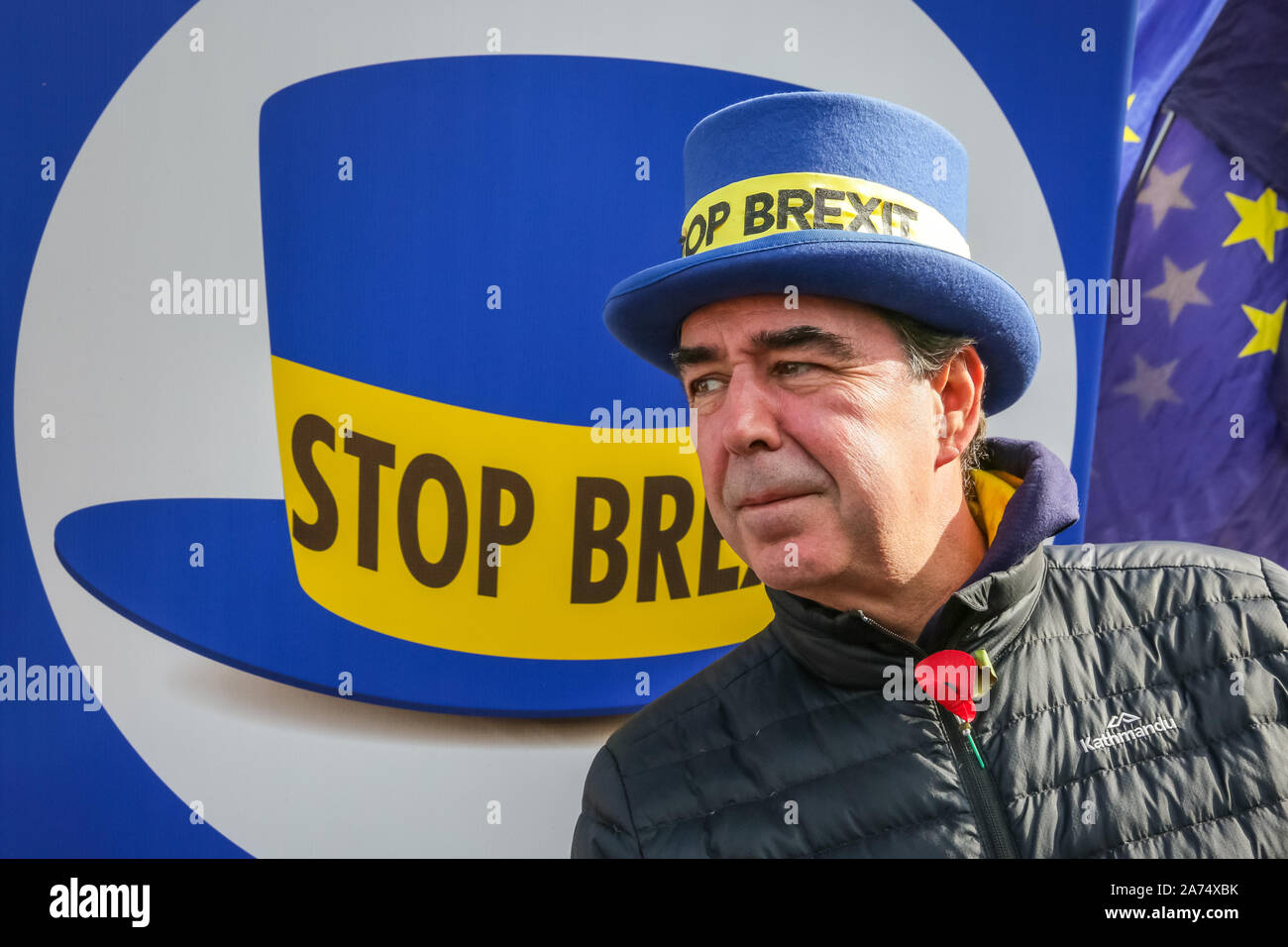 Westminster, London, UK, 30th Oct 2019. Westminster 'Stop Brexit Man' Steven Bray at the protest. Pro-and anti-Brexit protesters continue to rally outside Parliament in Westminster as MPs inside attend Prime Minister's Questions. Credit: Imageplotter/Alamy Live News Stock Photo