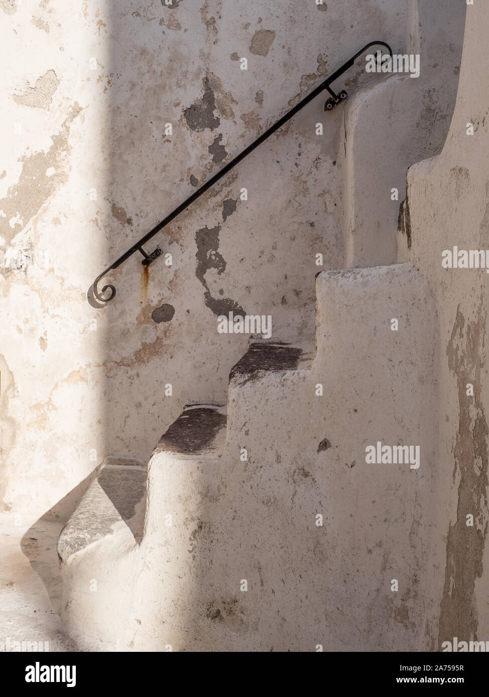 Outside steps and handrail hi-res stock photography and images - Alamy