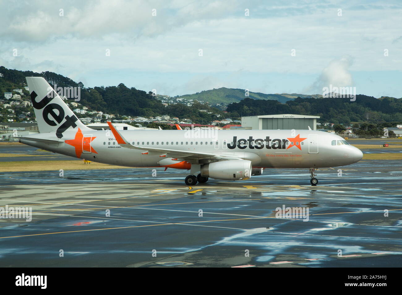 Qantas air new zealand hires stock photography and images Alamy