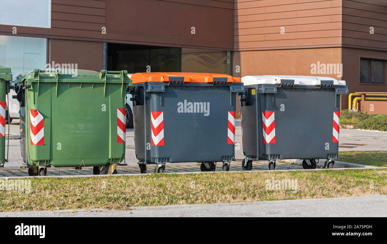 Big Recycling Bins Containers Behing Building Stock Photo Alamy