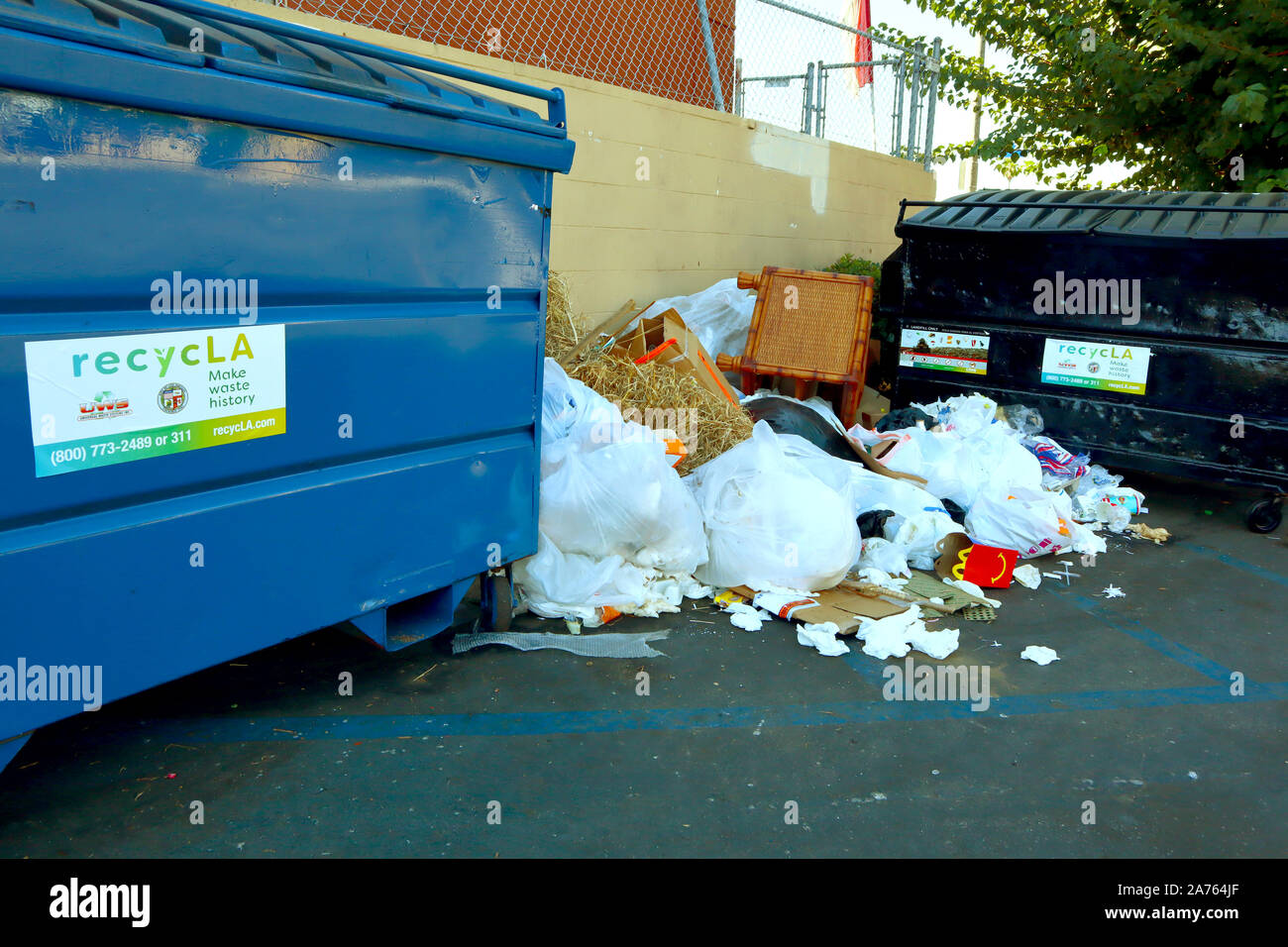 recycLA UWS Universal Waste Systems Inc. Container with garbage on the