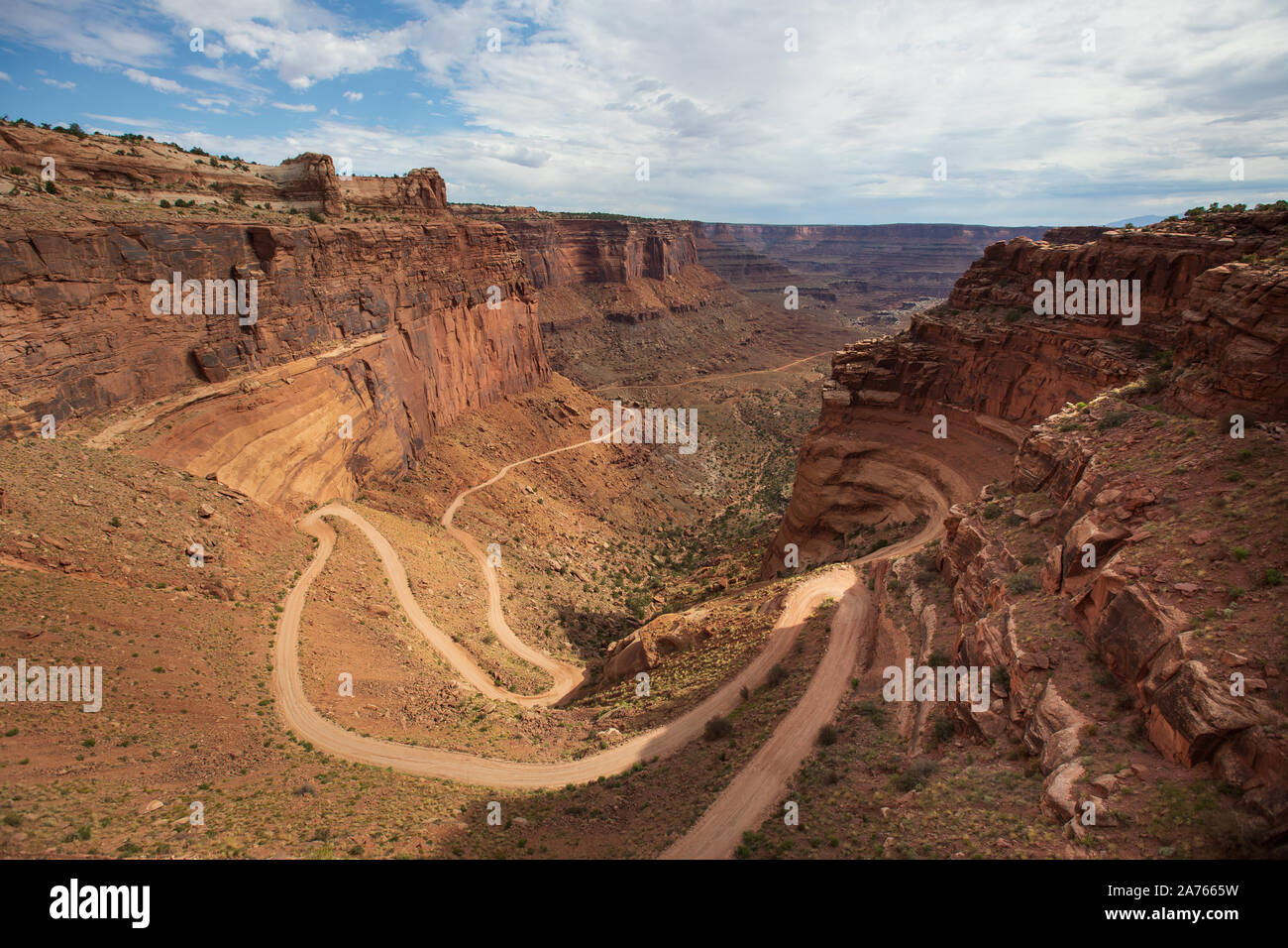 The Shafer Trail, a 4x4 wheel drive road in Canyonlands National Park