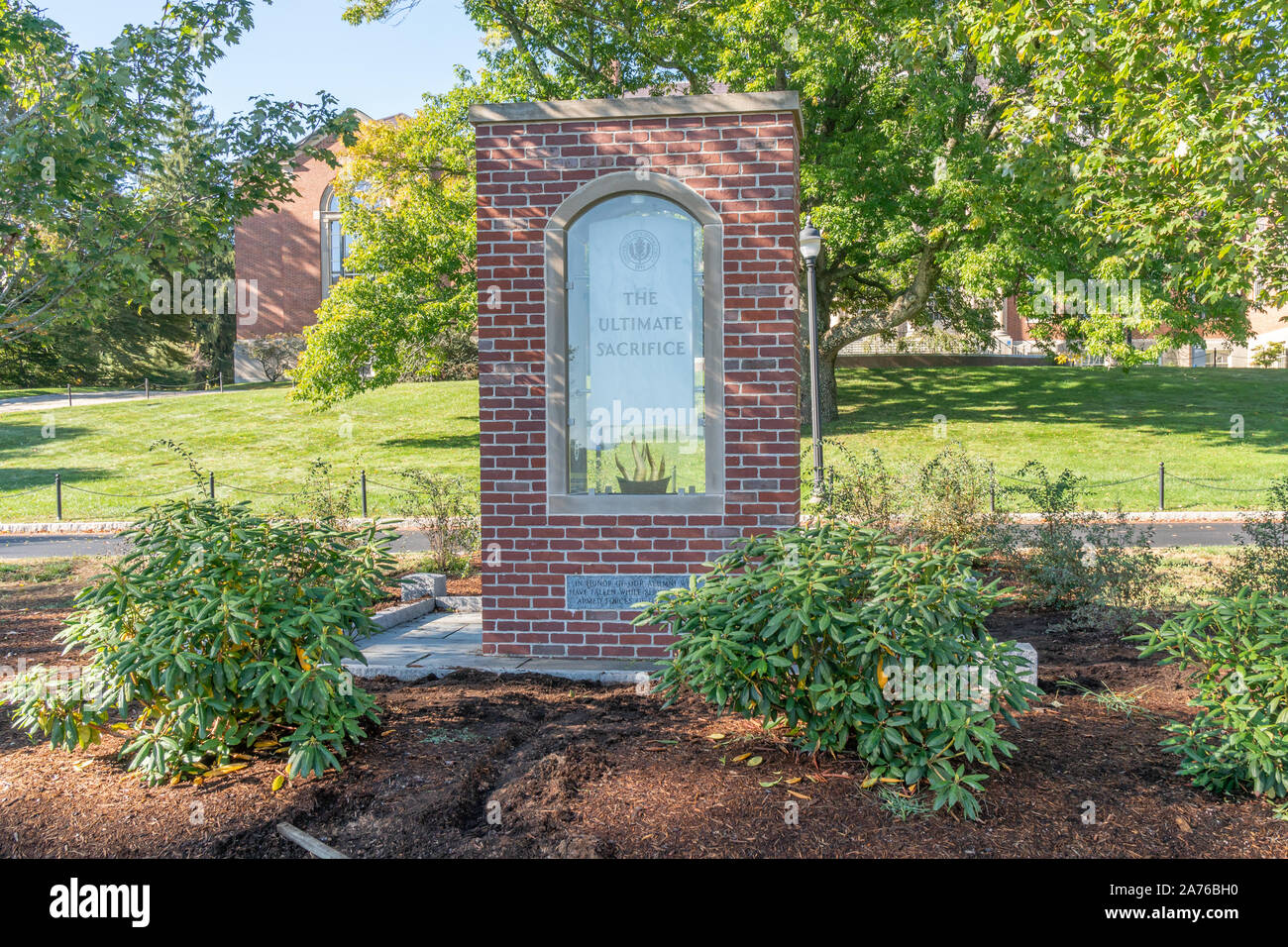 Storrs Ct Usa September 27 19 Ultimate Sacrifice War Memorial On The Campus Of The University Connecticut Stock Photo Alamy