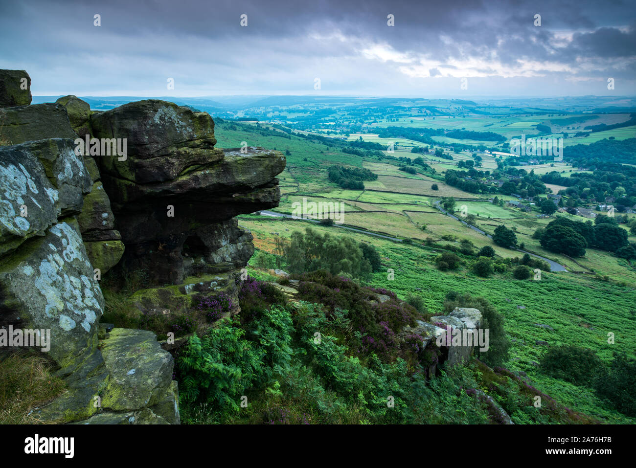 Curbar Edge, Peak District National Park Stock Photo - Alamy