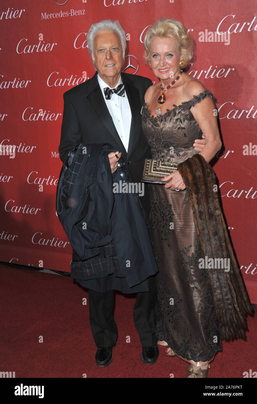 LOS ANGELES, CA - JANUARY 4, 2014: Singer Jack Jones & wife at the 2014  Palm Springs International Film Festival Awards gala at the Palm Springs  Convention Centre. © 2014 Paul Smith / Featureflash Stock Photo - Alamy