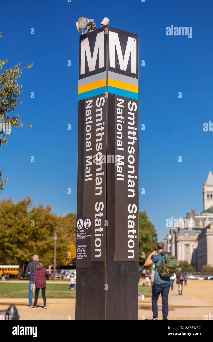 WASHINGTON, DC, USA - Metro stop, Smithsonian Station, National Mall. Stock Photo