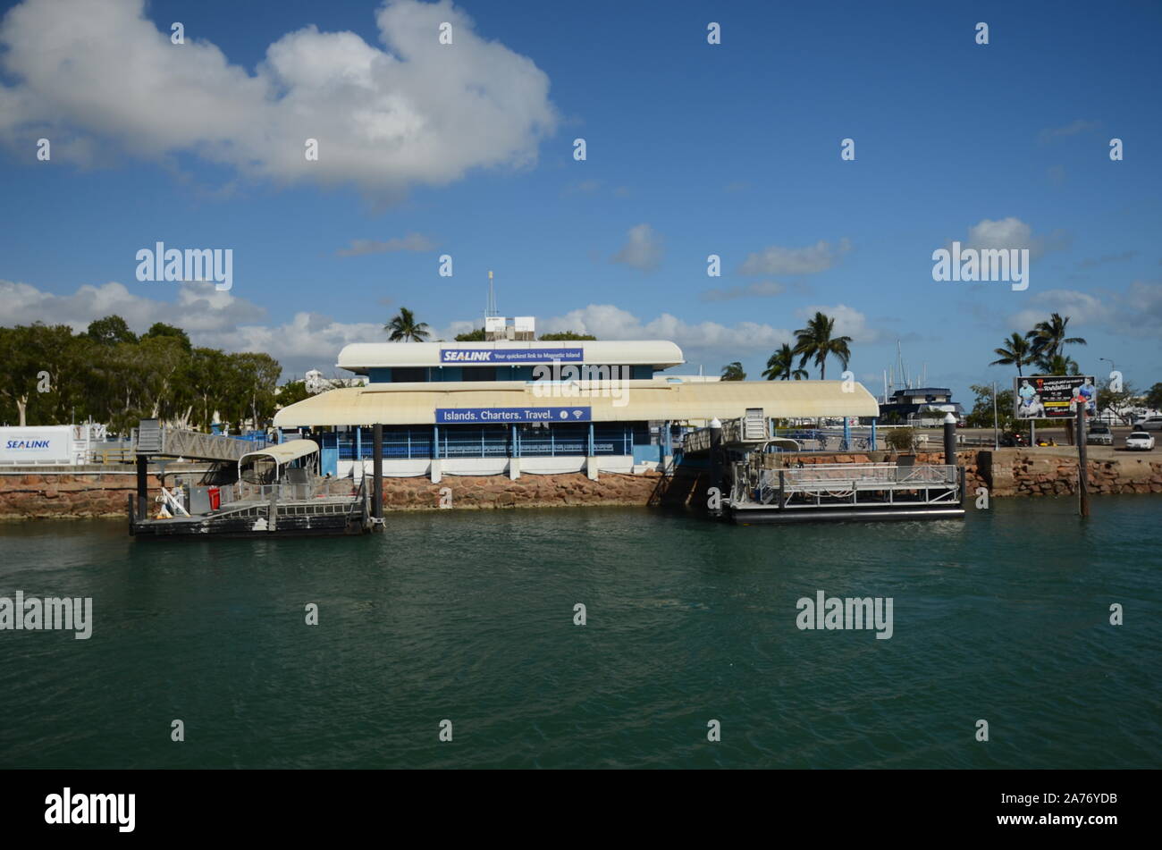 Island Ferry, Nelly Bay ferry crossing Stock Photo Alamy