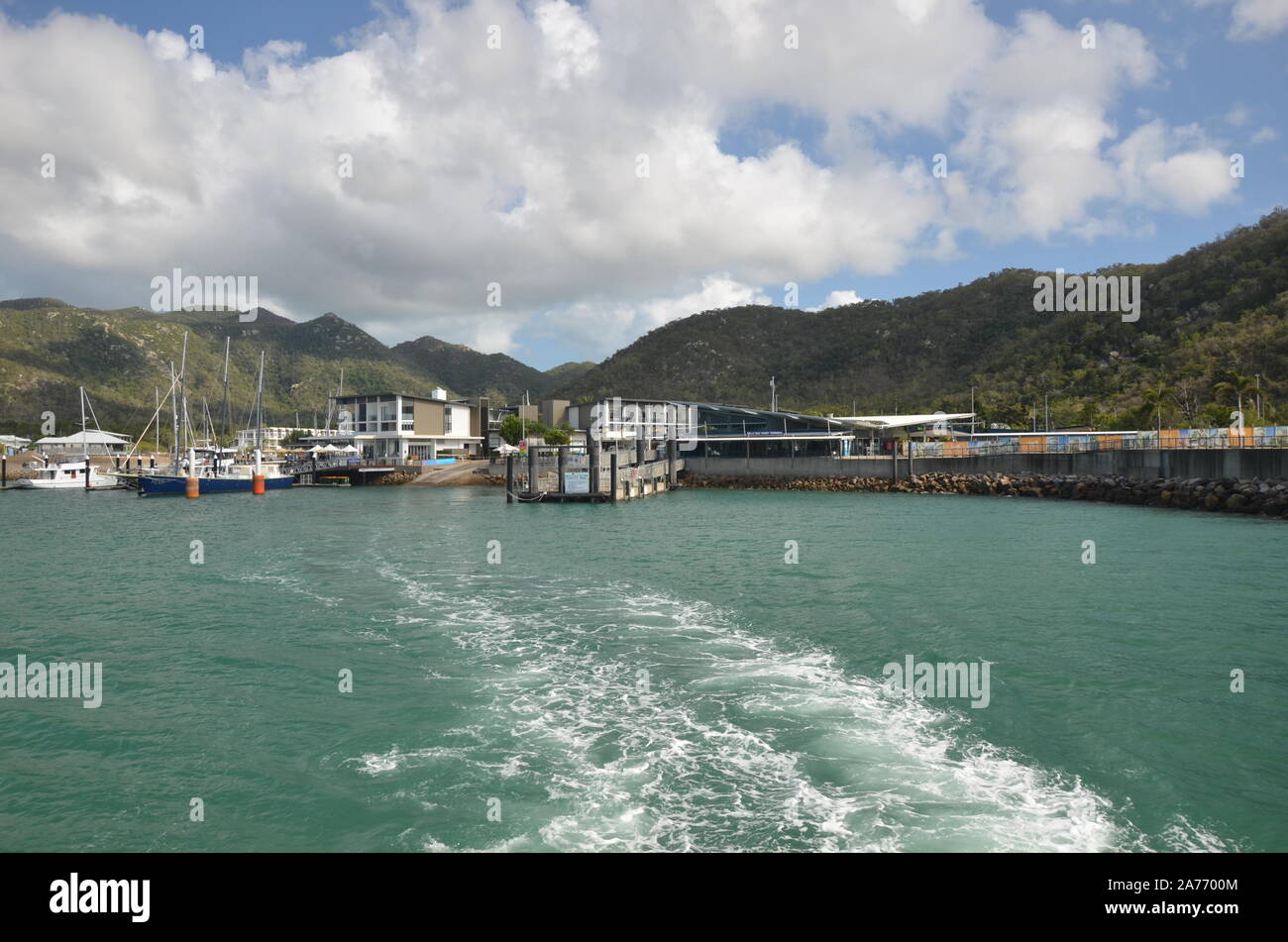 Island Ferry, Nelly Bay ferry crossing Stock Photo Alamy