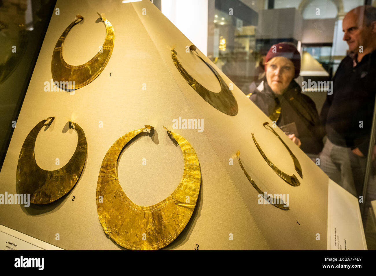 A Late Bronze Age gold collars, from Gleninsheen, National Museum of Ireland - Archaeology, Dublin, Ireland Stock Photo