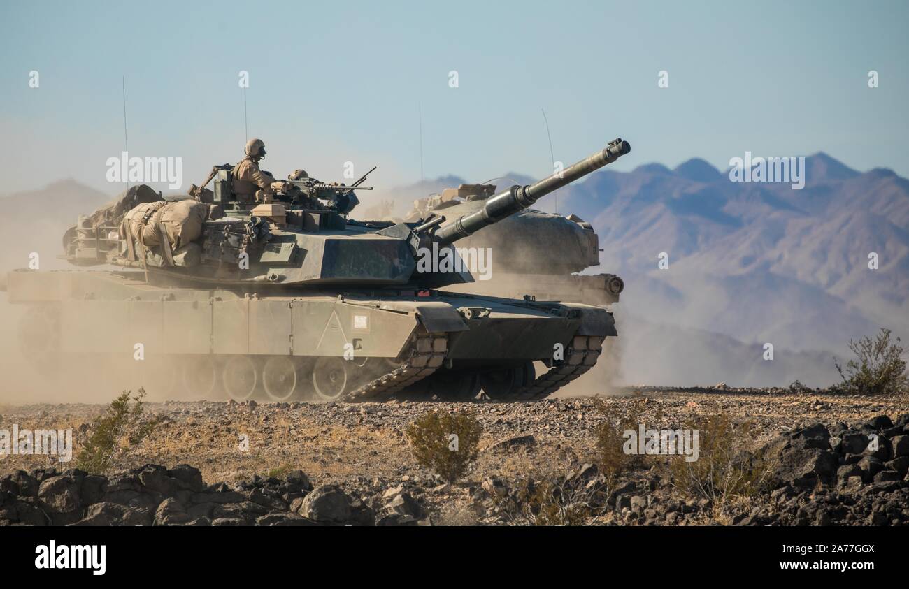 U.S. Marines with 1st Tank Battalion, 1st Marine Division participate in a field exercise (FEX) at Marine Corps Air Ground Combat Center Twentynine Palms, California, Oct. 22, 2019. The FEX was conducted in preparation for Exercise Steel Knight 2020. (U.S. Marine Corps photo by Sgt. Miguel A. Rosales) Stock Photo