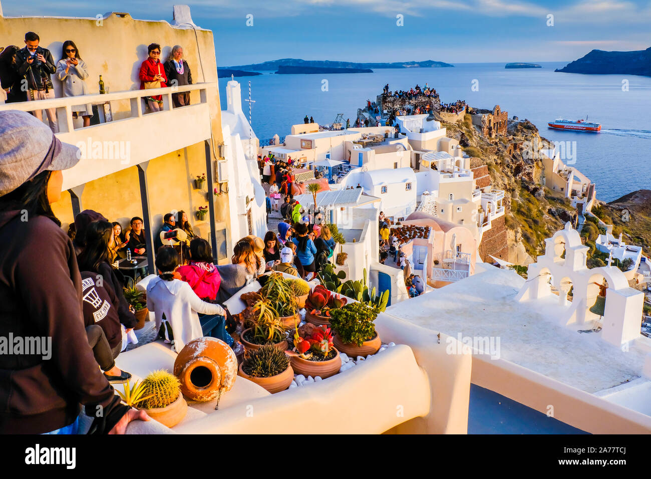 Sunset viewpoint. Oia. Santorini. Cyclades islands. Greece. Stock Photo