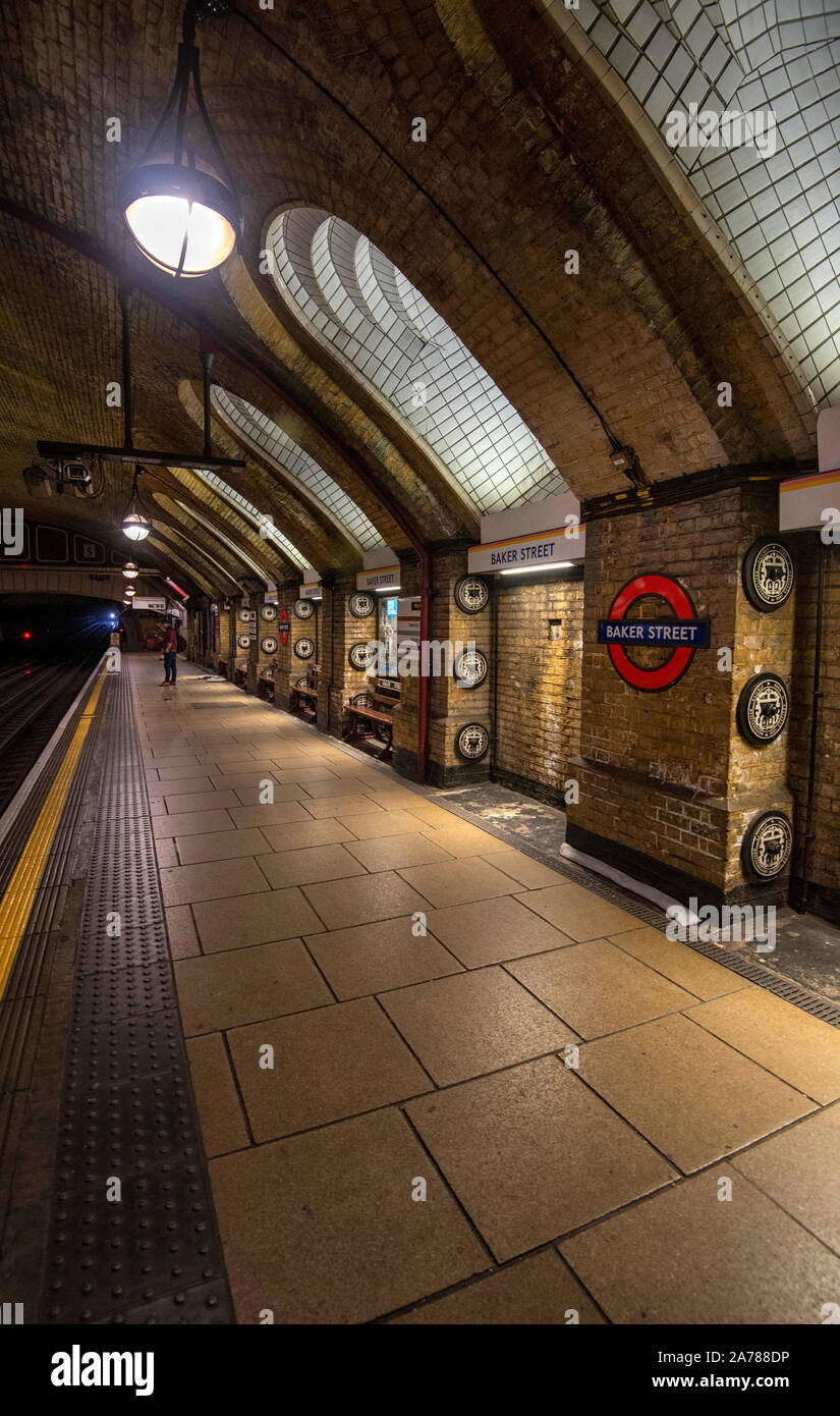 Platform of the historic Baker Street Underground Station in London, England UK Stock Photo