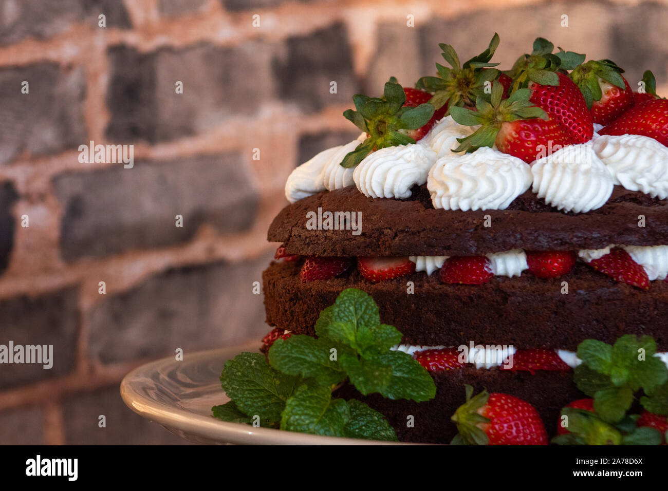 chocolate cake with strawberrie Stock Photo - Alamy