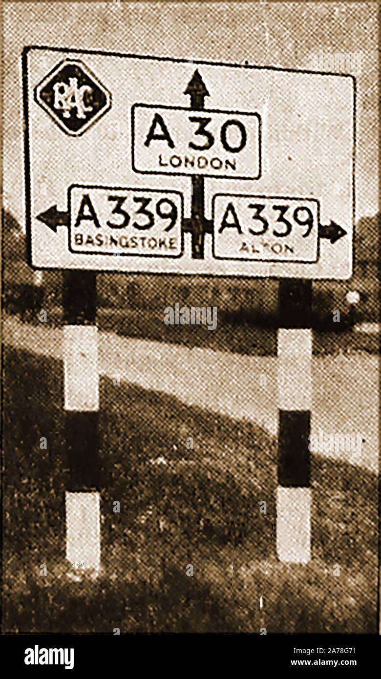An early photograph of an  Road sign provided for motorist by the RAC  (Royal Automobile Association) in the UK Stock Photo