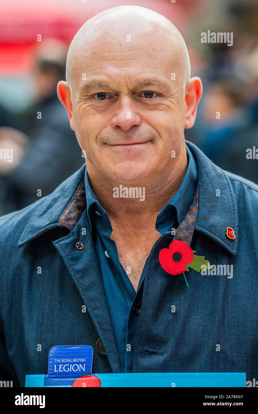 Ross kemp hi-res stock photography and images - Page 2 - Alamy