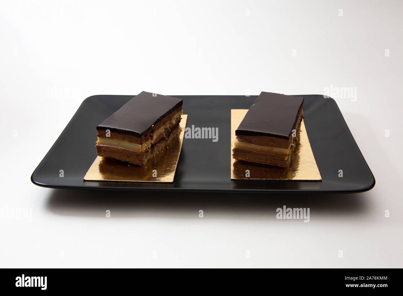 Black rectangular plate hi-res stock photography and images - Alamy