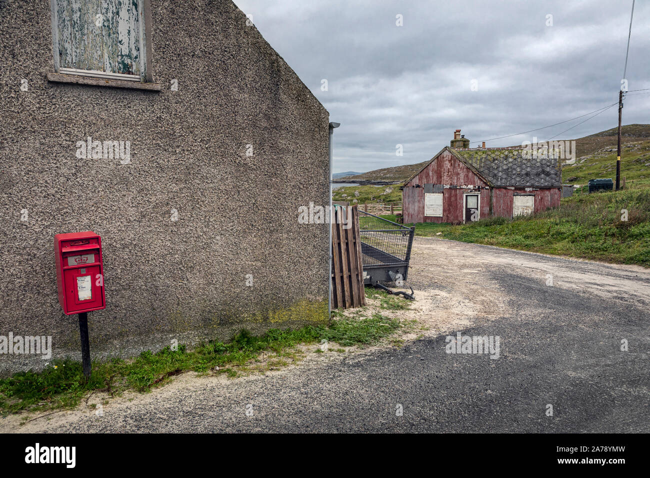 The postbox at Huisinis, Isle of Harris, Outer Hebrides, Scotland Stock Photo