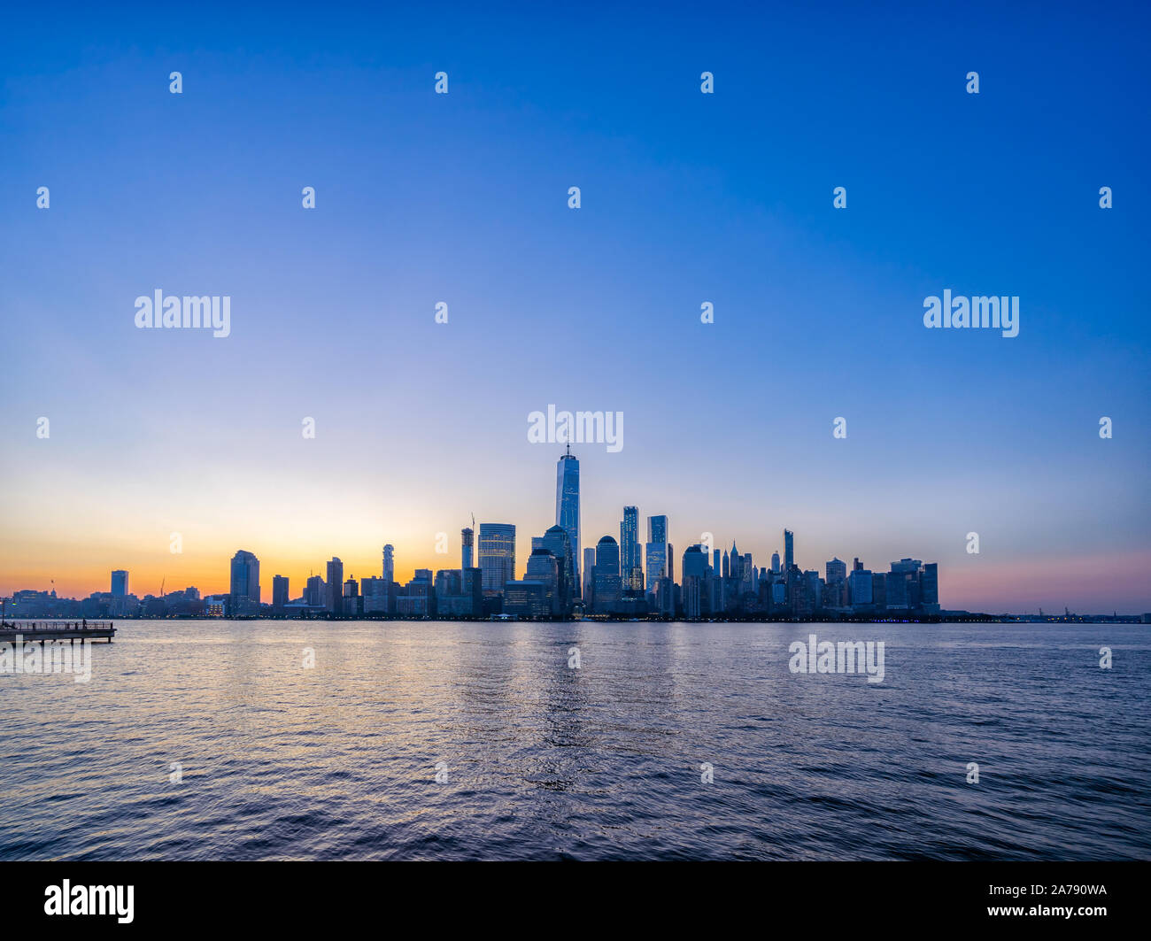 Manhattan skyline at dawn, view from New Jersey Stock Photo
