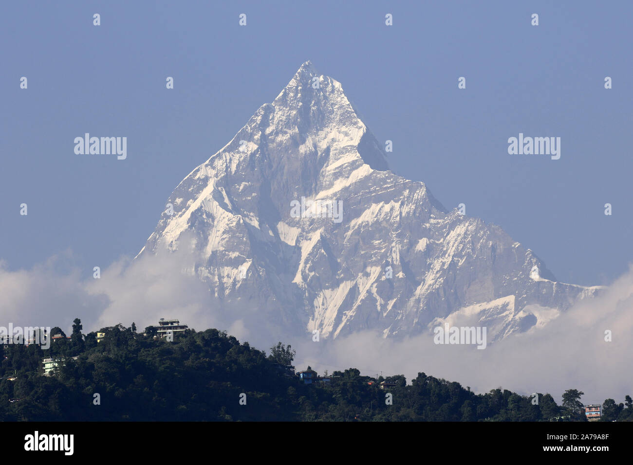 Machapuchare (Fishtail mountain) Annapurna range, Himalayas, Nepal Stock Photo
