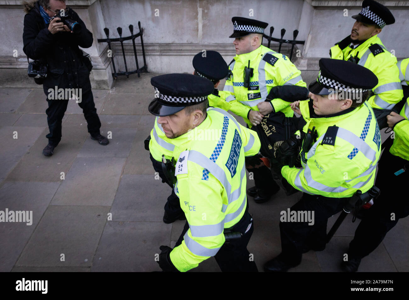 London, U.K. 31 October, 2019. Brexit supporters gather around Whitehall on the day Briton was due to leave the European Union for the second time. Andy Barton/Alamy Live News Stock Photo