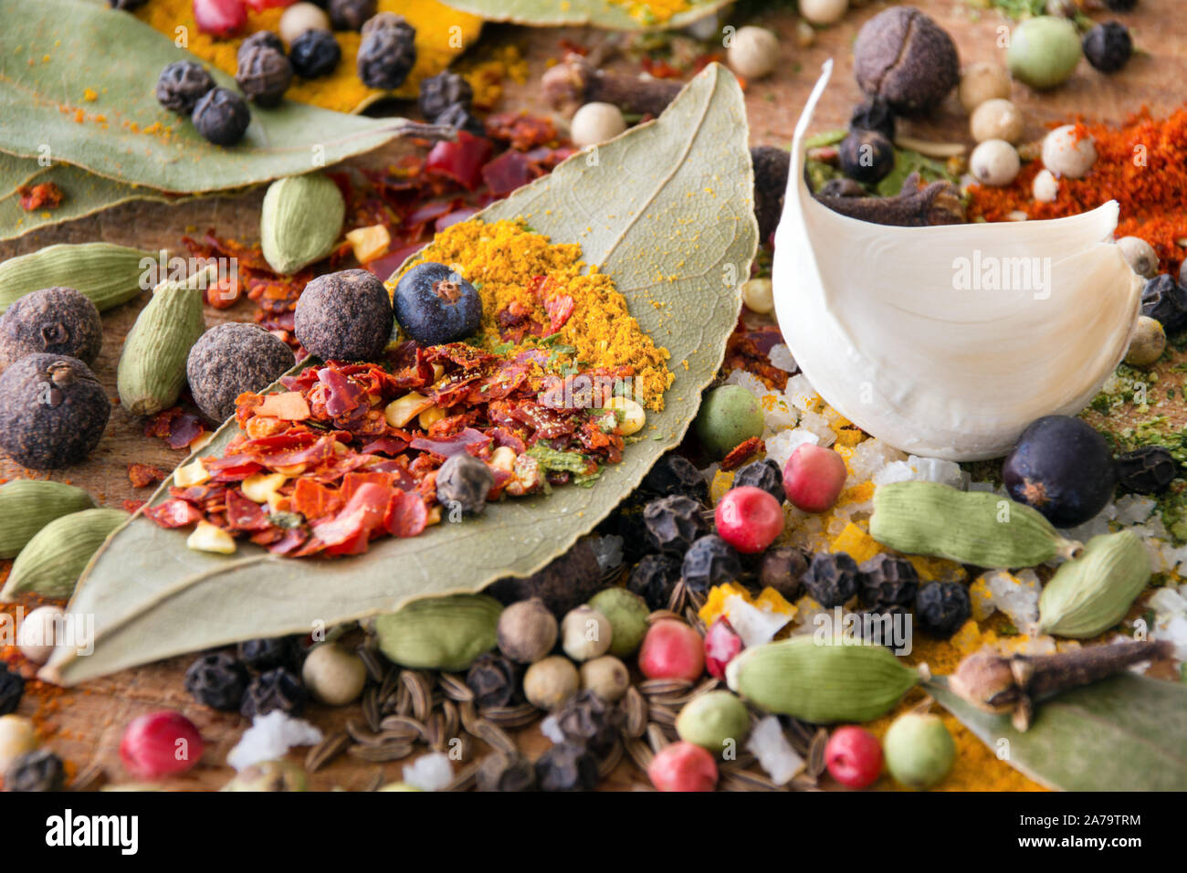 Diff Spices Different spices cinnamon sticks hi-res stock photography and images ...