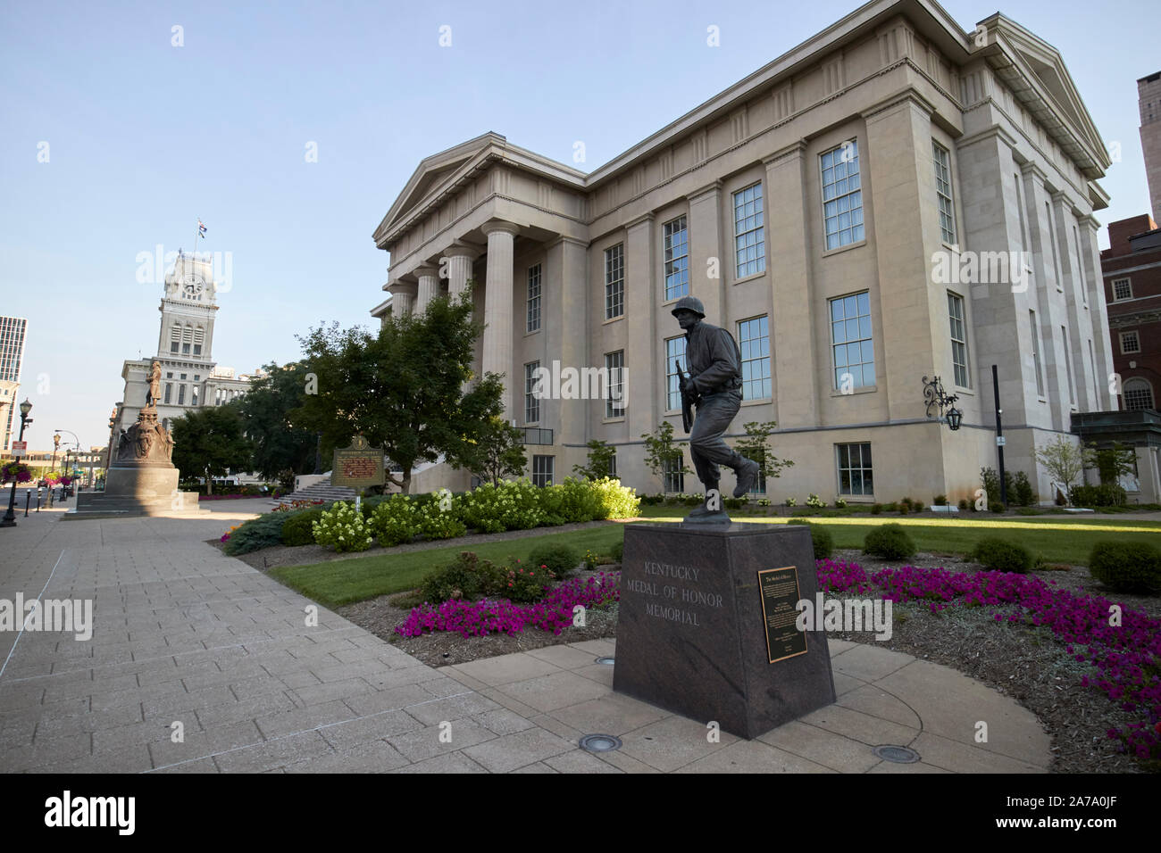 kentucky medal of honor memorial statue of john c. squires outside Metro Hall former Jefferson County Courthouse building louisville kentucky USA Stock Photo
