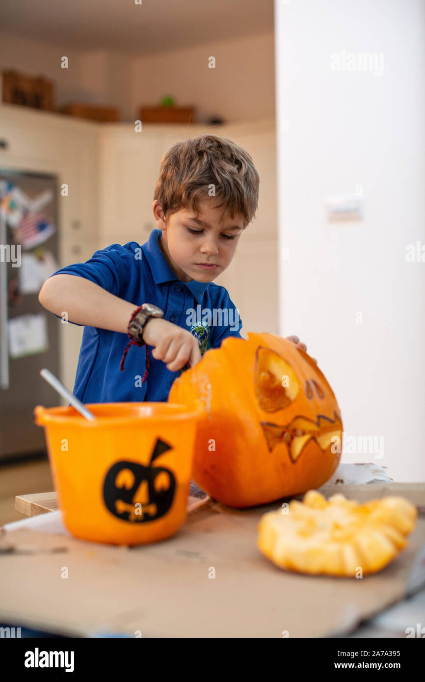 Carved Pumpkin High Resolution Stock Photography And Images Alamy Carved Pumpkin High Resolution Stock Photography And Images Alamy