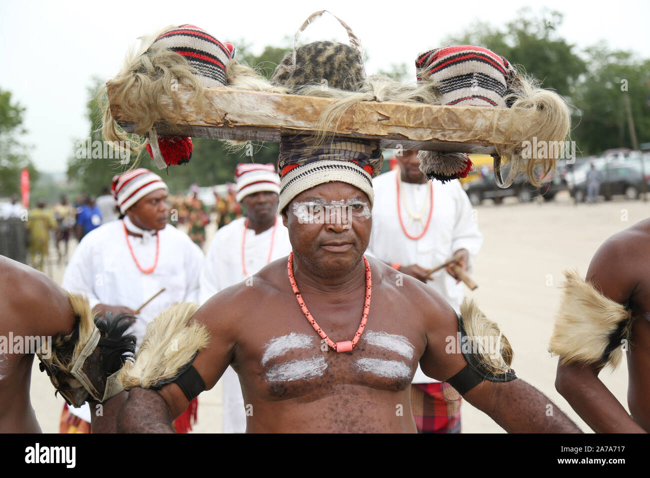 Igbo artists performing the Ikpirikpi-ogu (War dance)  during the African Drum Festival in Abeokuta, Ogun State Nigeria. Stock Photo