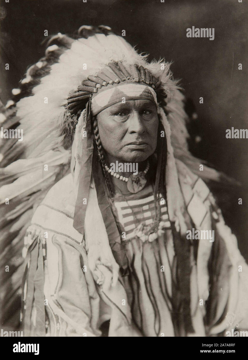 Vintage native American red skinned indian portrait from the old ...