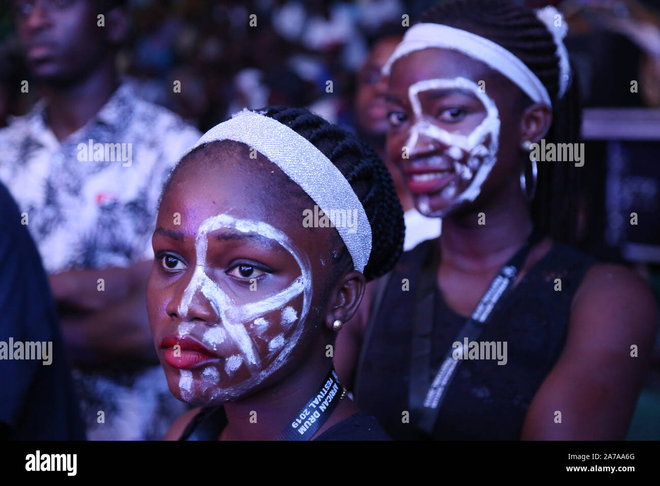 African girls hi-res stock photography and images - Alamy