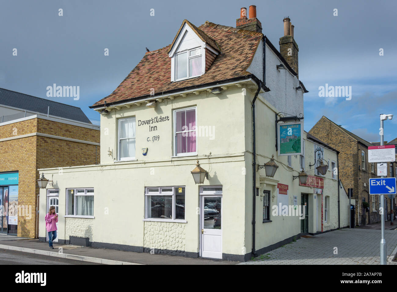 Dover town centre castle kent hires stock photography and images Alamy