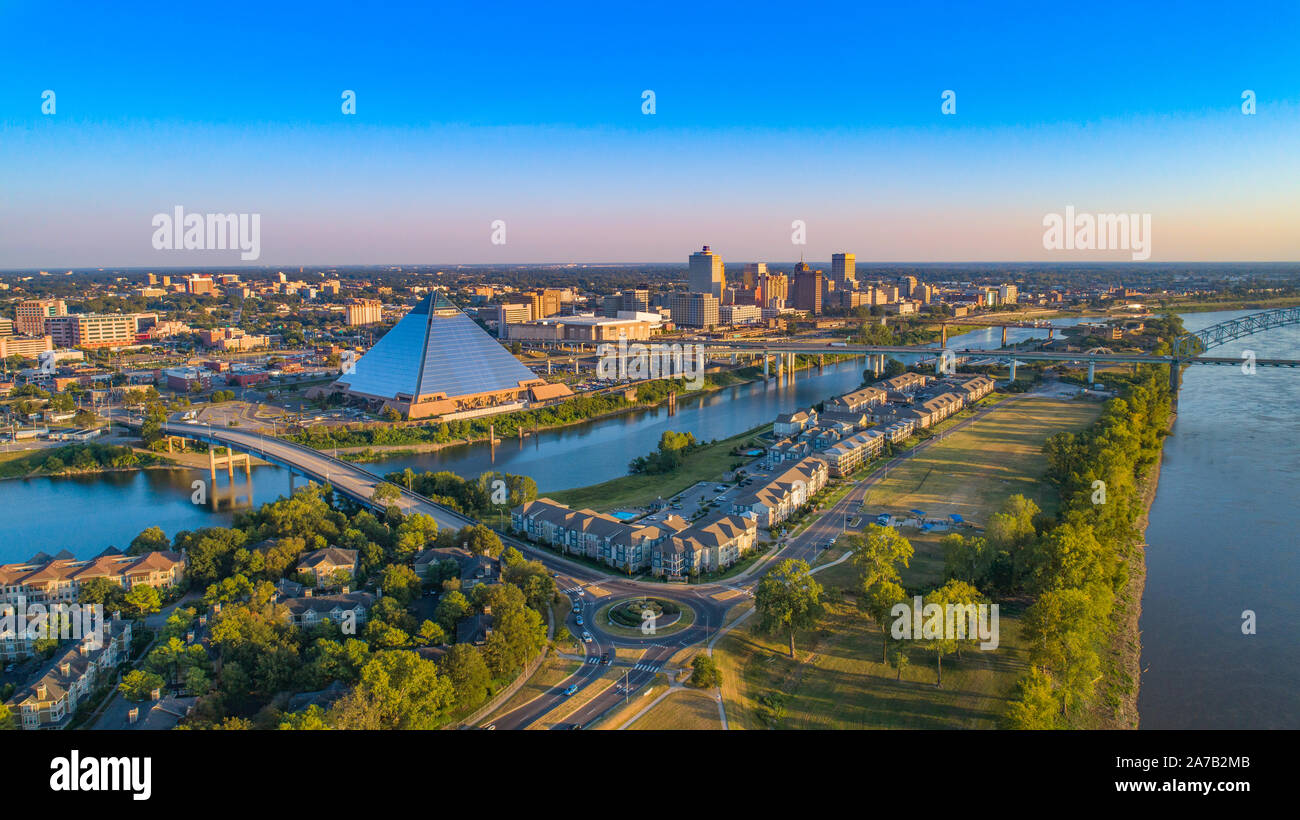 Memphis aerial hi res stock photography and images Alamy