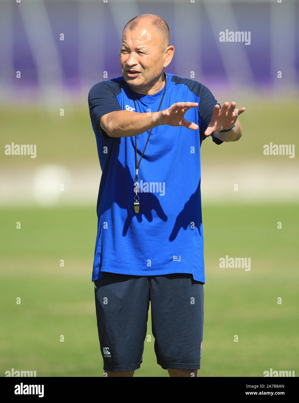 England S Coach Eddie Jones Takes A Coaching Session With Local Kids At Fuchu Asahi Football Park Tokyo Stock Photo Alamy England S Coach Eddie Jones Takes A Coaching Session With Local Kids At Fuchu Asahi Football Park Tokyo Stock Photo Alamy